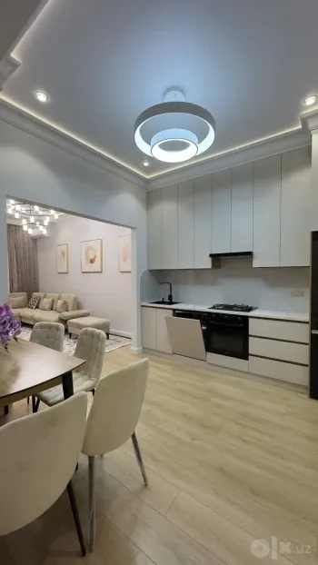 80 м², 3-комн. квартира, 7/11-0