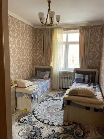 92 m², 3-xonali kvartira, 3/8-3