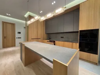 81 м², 3-комн. квартира, 7/9-1