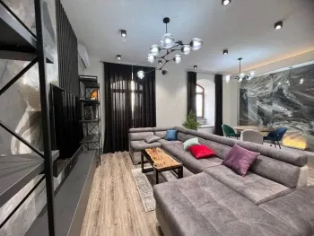 150 m², 4-xonali kvartira, 7/8-2
