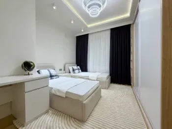 130 м², 4-комн. квартира, 6/8-3