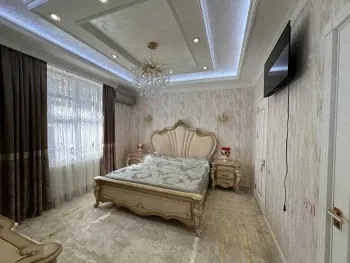 150 m², 4-xonali kvartira, 1/8-1