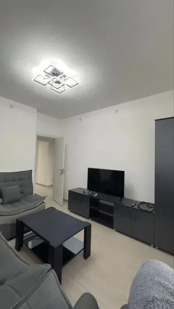 53 м², 3-комн. квартира, 4/9-1