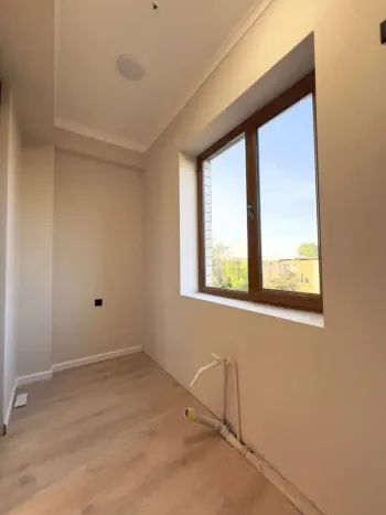 75 м², 3-комн. квартира, 4/6-2
