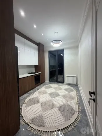 105 м², 3-комн. квартира, 3/8-1