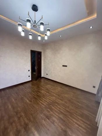 135 м², 3-комн. квартира, 8/8-2