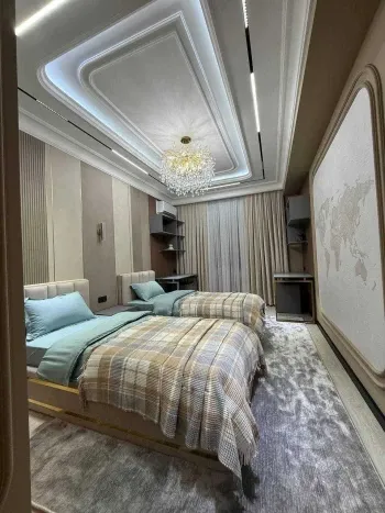 100 м², 3-комн. квартира, 4/10-3