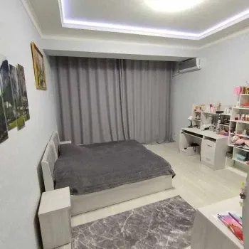 101 m², 4-xonali kvartira, 5/10-3