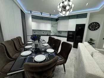 100 м², 3-комн. квартира, 2/9-0