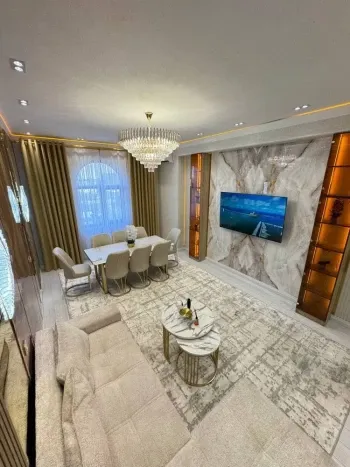 250 м², 5-комн. квартира, 9/9-2