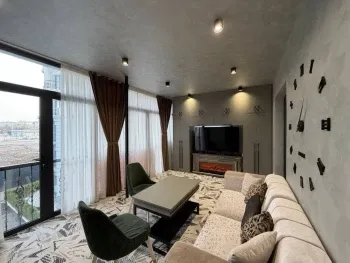 132 м², 3-комн. квартира, 3/10-0