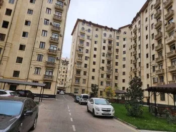 80 м², 3-комн. квартира, 8/10-3