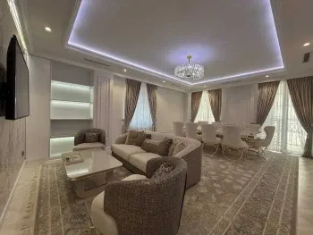 100 м², 3-комн. квартира, 5/11-2