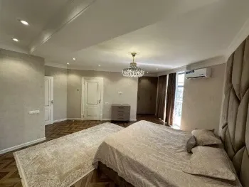 202 м², многокомнатная квартира, 9/10-1