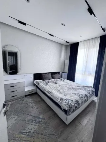 77 м², 3-комн. квартира, 6/9-1