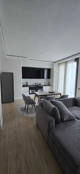 105 м², 3-комн. квартира, 6/7-1