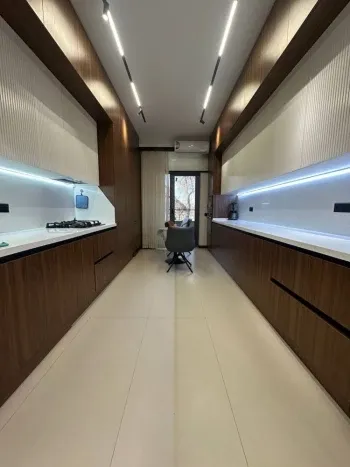 80 м², 3-комн. квартира, 2/14-1