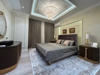 130 м², 4-комн. квартира, 8/9-2