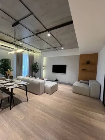 113 м², 3-комн. квартира, 3/14-0