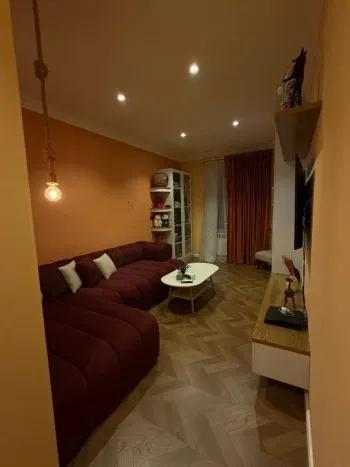180 м², 5-комн. квартира, 10/11-3