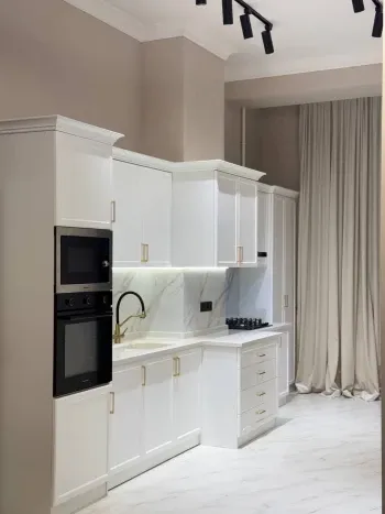 90 м², 3-комн. квартира, 1/8-3