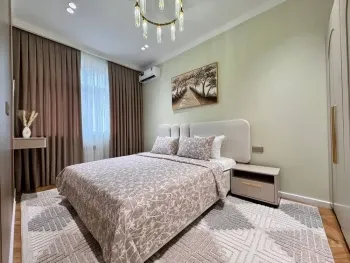 90 м², 4-комн. квартира, 2/8-3