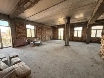 121 м², 4-комн. квартира, 6/10-2