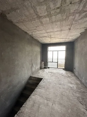 142 м², 4-комн. квартира, 11/12-3