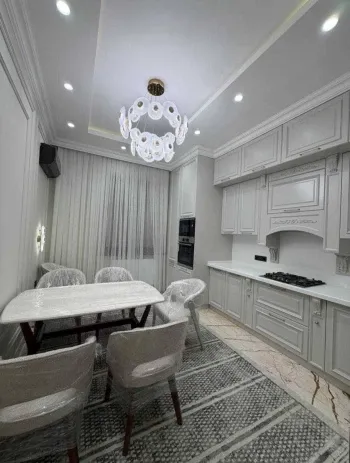 140 м², 4-комн. квартира, 5/10-1