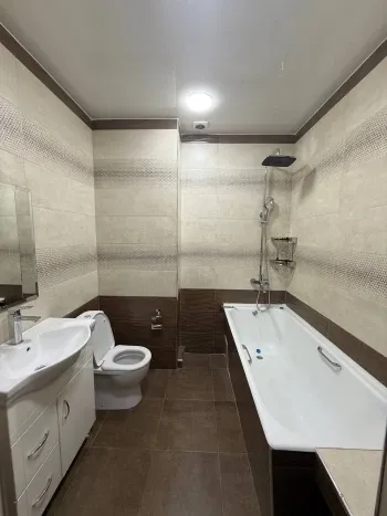 74 м², 3-комн. квартира, 5/5-1