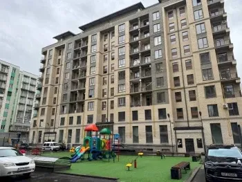 75 м², 3-комн. квартира, 8/10-0