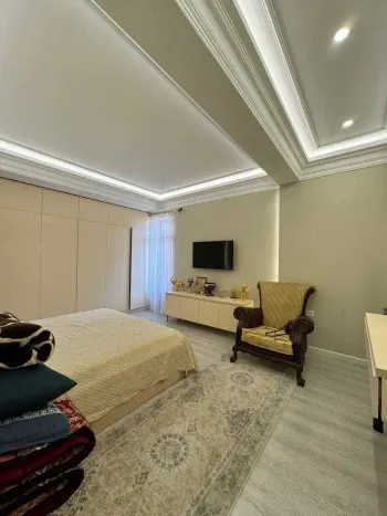 192 м², 5-комн. квартира, 9/9-1