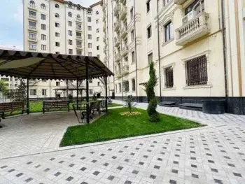 140 м², 5-комн. квартира, 9/10-1