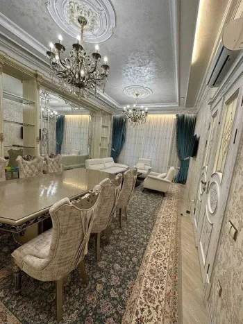 100 м², 3-комн. квартира, 3/7-2