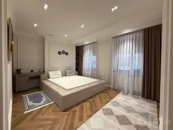 120 м², 3-комн. квартира, 8/8-2