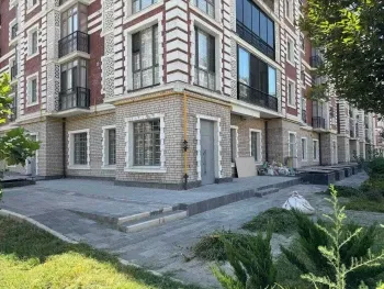 204 m², ko'p xonali kvartira, 1/9-0