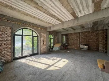 230 m², 5-xonali kvartira, 1/8-2