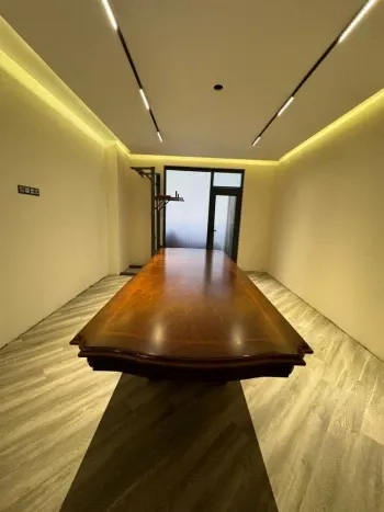 130 m², 4-xonali kvartira, 5/8-2