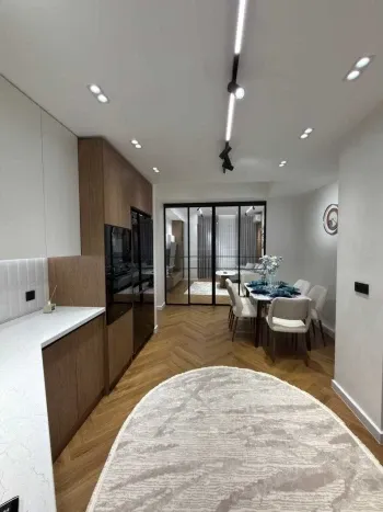 156 m², 5-xonali kvartira, 3/9-2