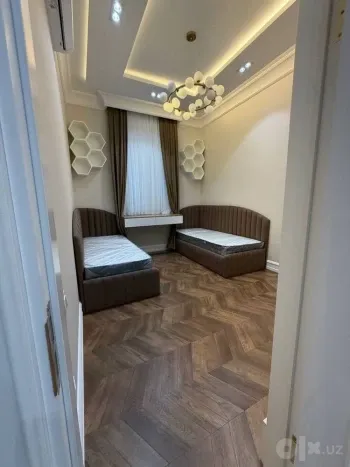 100 м², 3-комн. квартира, 6/10-1