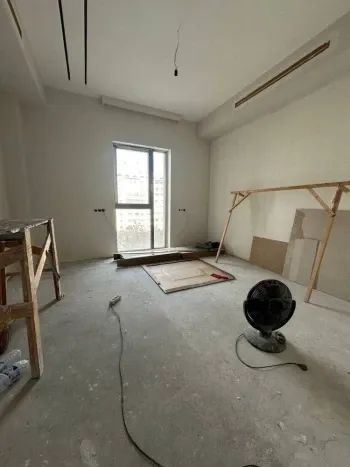183 м², 4-комн. квартира, 4/12-3