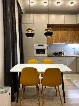 90 м², 3-комн. квартира, 9/10-1