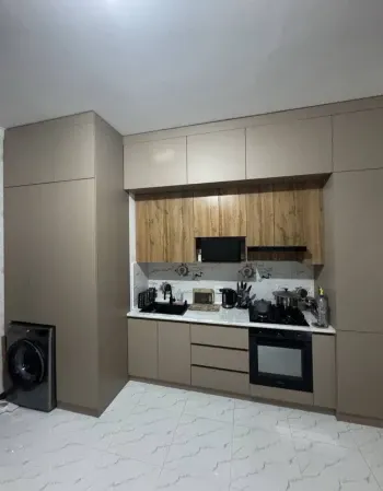 130 м², 4-комн. квартира, 4/10-1