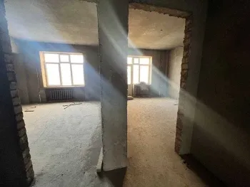 260 м², многокомнатная квартира, 3/6-2