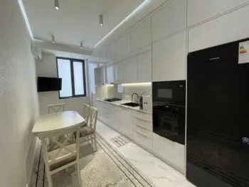 68 m², 2-xonali kvartira, 4/8-1