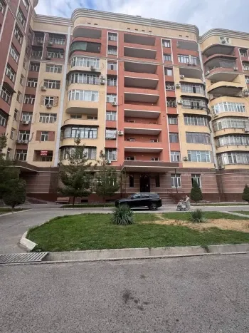 127 m², 4-xonali kvartira, 3/9-0