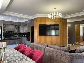 194 м², многокомнатная квартира, 4/5-1