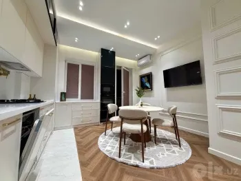 124 m², 4-xonali kvartira, 8/10-2