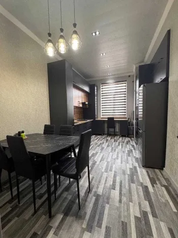 77 m², 3-xonali kvartira, 7/8-1
