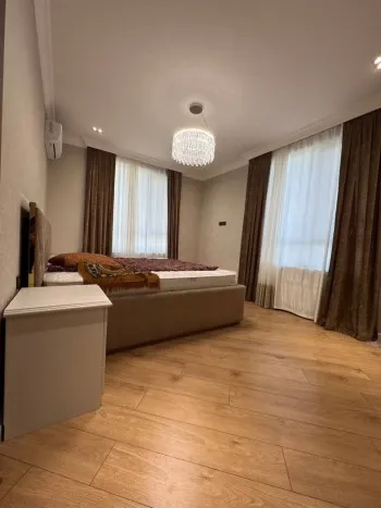 130 м², 4-комн. квартира, 6/10-2